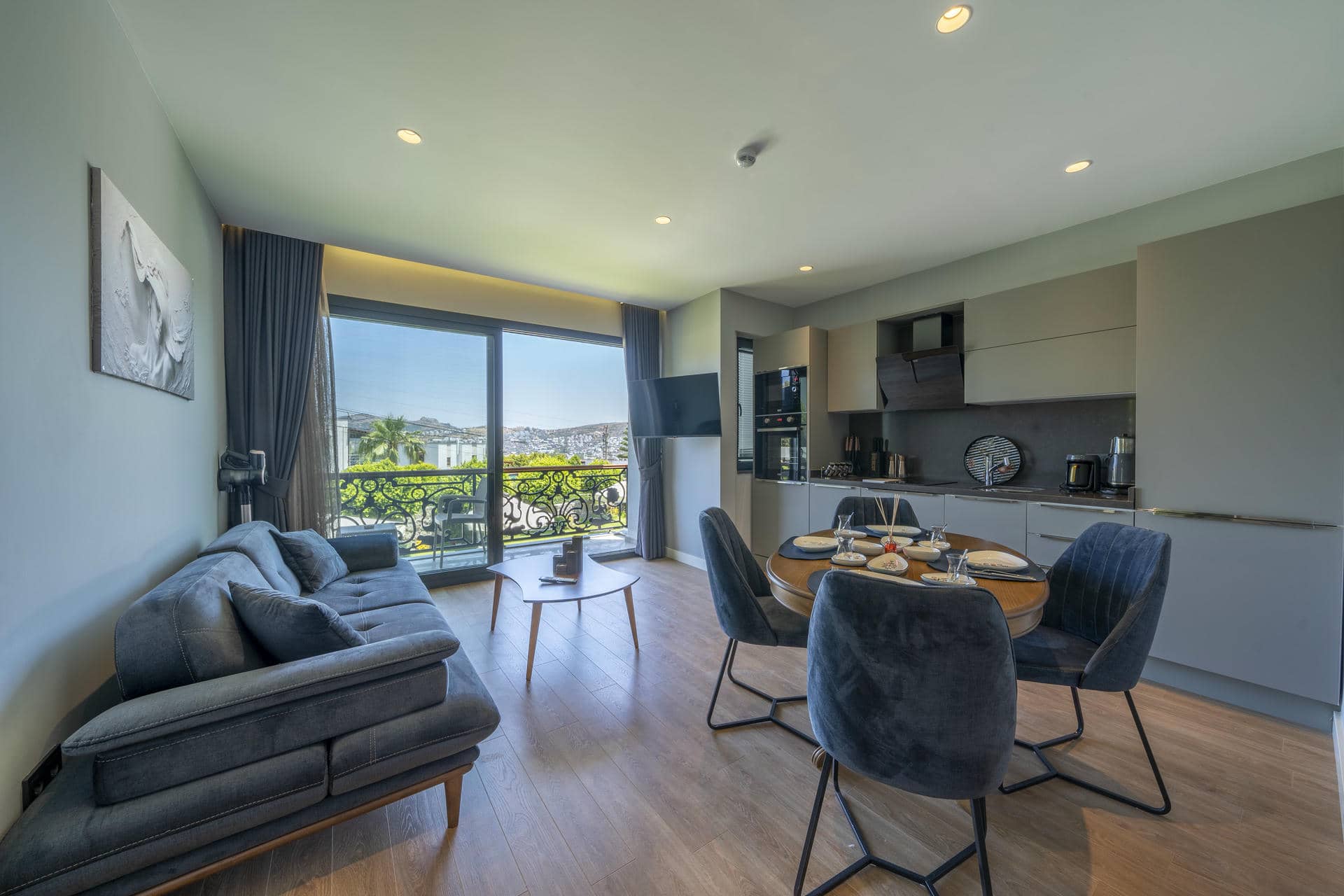 2+1 Suite 75 m²